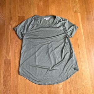 green athleta shirt